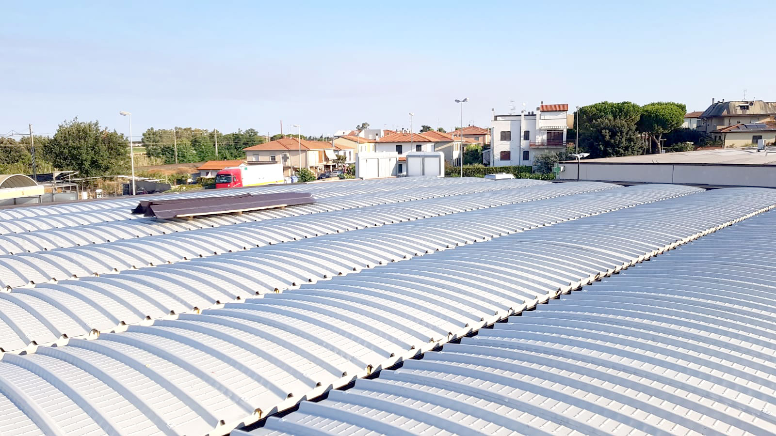 Rimozione lastre fibrocemento di copertura e rifacimento tetto, Cecina - Livorno - dopo l'intervento di Ecoteti srl